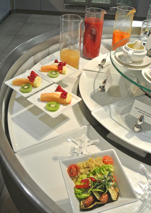 Healthy bites and juices at the Emirates lounge Heathrow